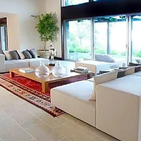 Sleeps 8 Air Con * Bodrum